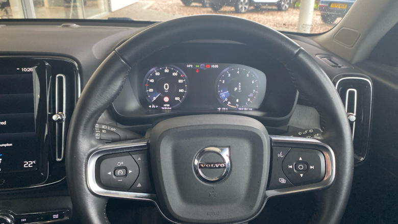 Volvo Xc40 2.0 B4P Inscription 5dr Auto Petrol Estate